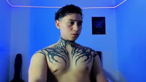 Snapshot of alessandro_wolf chatting on 02/21/25, 12:27 Alessandro online show from 02/21/25, 12:27