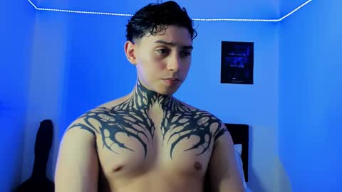 Snapshot of alessandro_wolf chatting on 02/23/25, 01:02 Alessandro online show from 02/23/25, 01:02