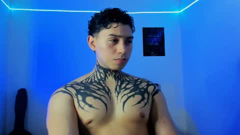 Snapshot of alessandro_wolf chatting on 02/23/25, 11:47 Alessandro online show from 02/23/25, 11:47