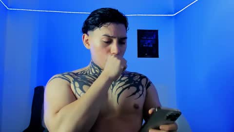 Snapshot of alessandro_wolf chatting on 02/28/25, 12:32 Alessandro online show from 02/28/25, 12:32