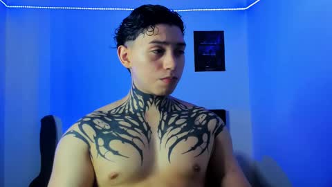 Snapshot of alessandro_wolf chatting on 03/02/25, 01:04 Alessandro online show from 03/02/25, 01:04