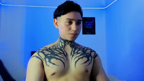 Snapshot of alessandro_wolf chatting on 03/06/25, 09:53 Alessandro online show from 03/06/25, 09:53