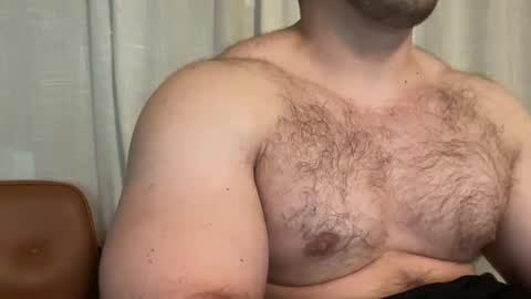 Alessandrobuilder online show from 12/01/25, 11:54