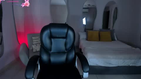 ALESSA ROMERO  online show from 01/08/26, 07:49