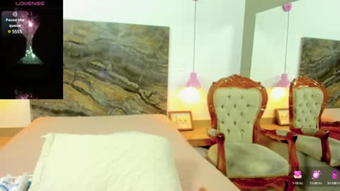 Snapshot of alessia12_ chatting on 02/05/25, 08:35 Alessia online show from 02/05/25, 08:35