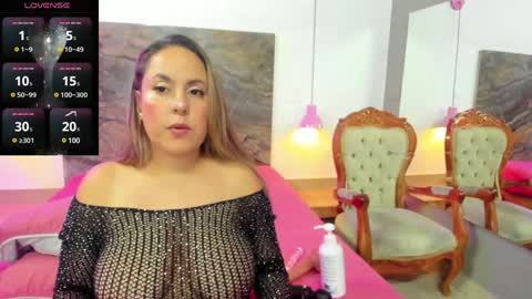 Snapshot of alessia12_ chatting on 02/06/25, 08:34 Alessia online show from 02/06/25, 08:34