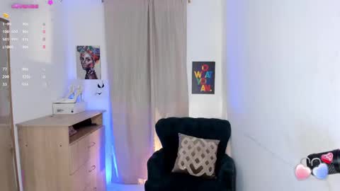 Yy  online show from 02/18/25, 02:05