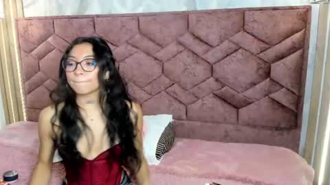 Snapshot of alessia_storm_ chatting on 06/25/26, 09:41 Alessia online show from 06/25/26, 09:41