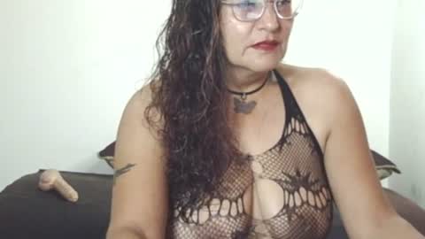 Snapshot of alessiabobs chatting on 06/08/26, 11:05 Allesiaboobs online show from 06/08/26, 11:05