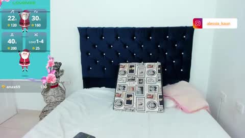 Snapshot of alessiakaunn chatting on 12/19/24, 11:35 Alison online show from 12/19/24, 11:35