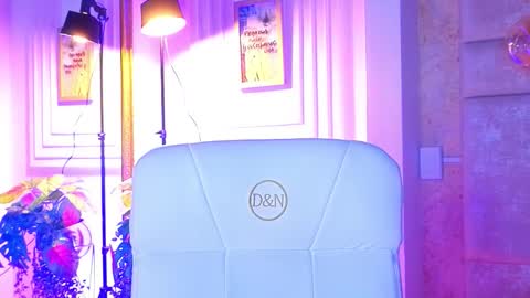 Snapshot of alessialondon chatting on 03/09/26, 10:30 Alessia online show from 03/09/26, 10:30