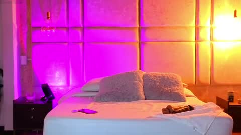 Snapshot of alessialondon chatting on 03/27/26, 08:59 Alessia online show from 03/27/26, 08:59