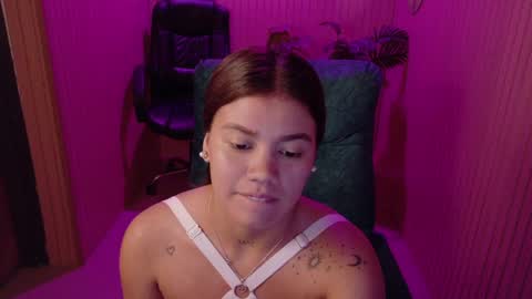 Snapshot of alessiamonroe_ chatting on 06/01/26, 09:38 alessiamonroe_ online show from 06/01/26, 09:38