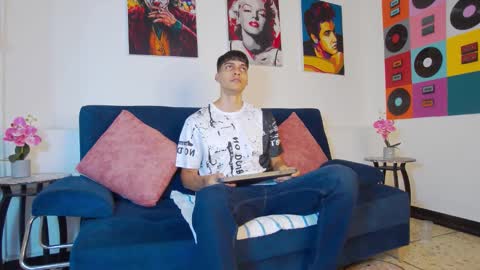 Snapshot of alessiovitale chatting on 11/18/25, 12:09 Alessio online show from 11/18/25, 12:09