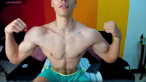 Snapshot of alessiovitale chatting on 12/03/25, 12:03 Alessio online show from 12/03/25, 12:03