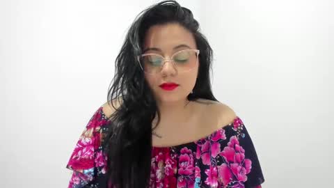 Alejandra online show from 01/23/25, 04:52