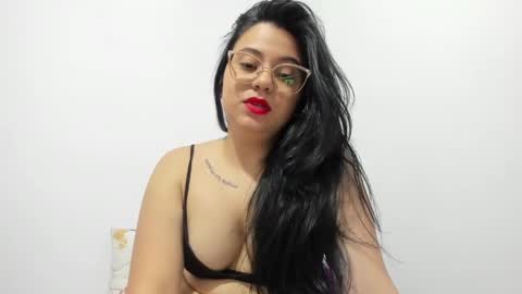 Alejandra online show from 01/29/25, 07:04