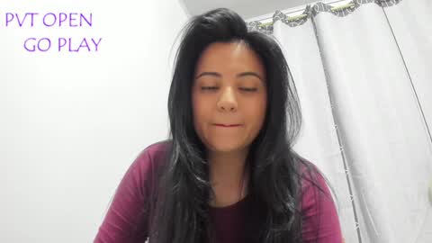 Alejandra online show from 02/03/25, 02:58