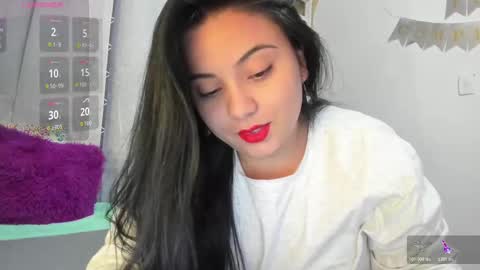 Alejandra online show from 10/27/25, 04:27