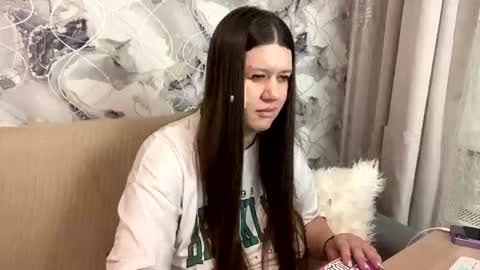 Aletta Oushen online show from 02/05/25, 02:16