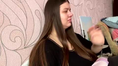 Aletta Oushen online show from 02/09/25, 09:58