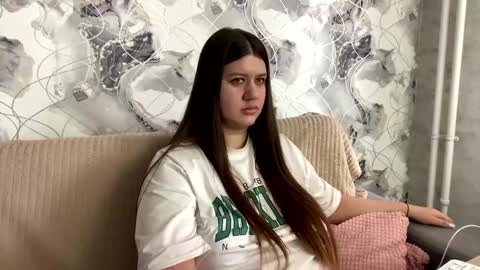 Aletta Oushen online show from 02/13/25, 08:17