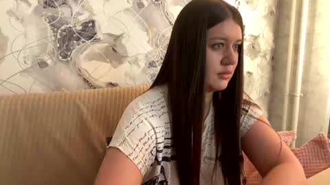 Aletta Oushen online show from 02/25/25, 12:03