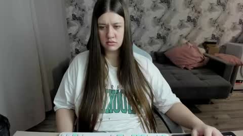 Aletta Oushen online show from 02/12/26, 12:00