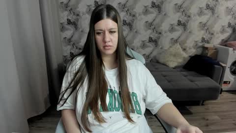 Aletta Oushen online show from 03/04/26, 12:11