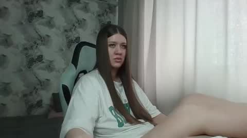 Aletta Oushen online show from 03/05/26, 09:38