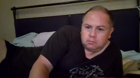 Snapshot of aleveg__101 chatting on 06/14/26, 02:24 aleveg__101 online show from 06/14/26, 02:24