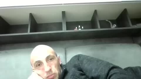 Snapshot of alex120475 chatting on 02/26/25, 08:44 alex120475 online show from 02/26/25, 08:44