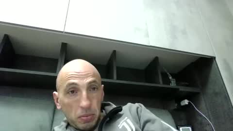 Snapshot of alex120475 chatting on 03/10/25, 12:29 alex120475 online show from 03/10/25, 12:29