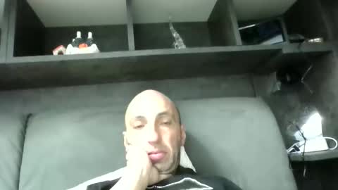 Snapshot of alex120475 chatting on 02/13/26, 09:44 alex120475 online show from 02/13/26, 09:44