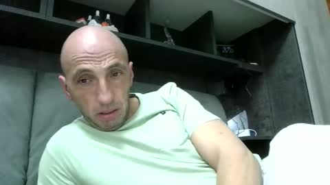 Snapshot of alex120475 chatting on 02/22/26, 02:34 alex120475 online show from 02/22/26, 02:34