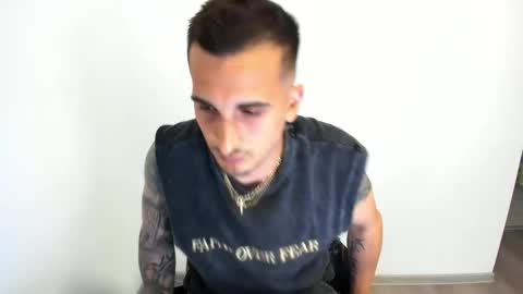 Snapshot of alex23cmx chatting on 05/14/26, 01:40 alex23cmx online show from 05/14/26, 01:40