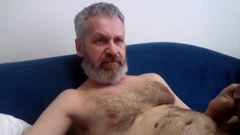 Snapshot of alex80581 chatting on 04/27/26, 01:53 Alexey online show from 04/27/26, 01:53