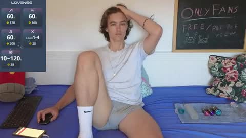Alex83530 online show from 06/30/26, 06:03