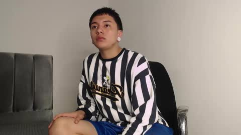 Owen online show from 11/29/25, 02:36