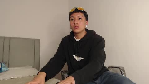 Snapshot of alex__lover chatting on 02/07/26, 02:37 Owen online show from 02/07/26, 02:37