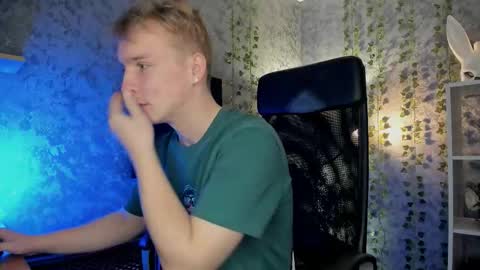 your Alex online show from 10/05/25, 06:45