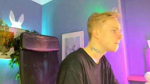 Snapshot of alex__sweet chatting on 03/08/26, 08:18 your Alex online show from 03/08/26, 08:18