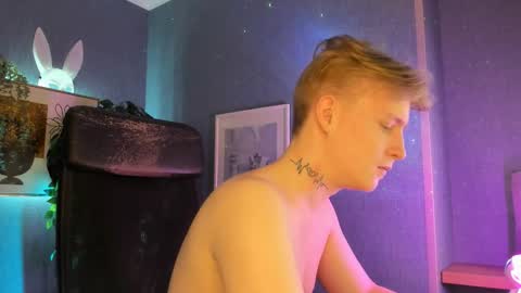 Snapshot of alex__sweet chatting on 03/13/26, 07:15 your Alex online show from 03/13/26, 07:15