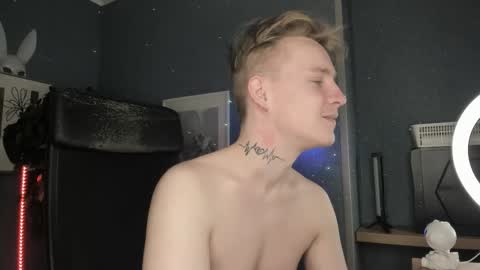 Snapshot of alex__sweet chatting on 03/29/26, 07:08 your Alex online show from 03/29/26, 07:08