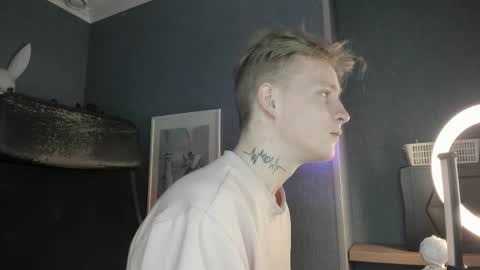 Snapshot of alex__sweet chatting on 04/05/26, 06:54 your Alex online show from 04/05/26, 06:54