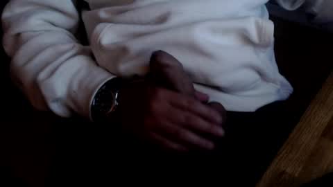 Snapshot of alex_alex140 chatting on 04/10/26, 03:01 alex_alex140 online show from 04/10/26, 03:01