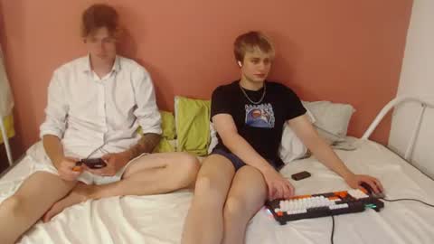 Alex  miller  and Oliver sweet  online show from 08/06/26, 02:57