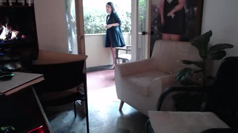 Snapshot of alex_and_theprof chatting on 12/20/24, 02:05 ALEX online show from 12/20/24, 02:05