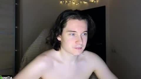 Snapshot of alex_candy_pump chatting on 12/15/25, 12:37 FAVORITE online show from 12/15/25, 12:37