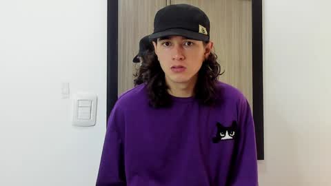 Snapshot of alex_connorr chatting on 02/01/25, 02:56 alex_connorr online show from 02/01/25, 02:56